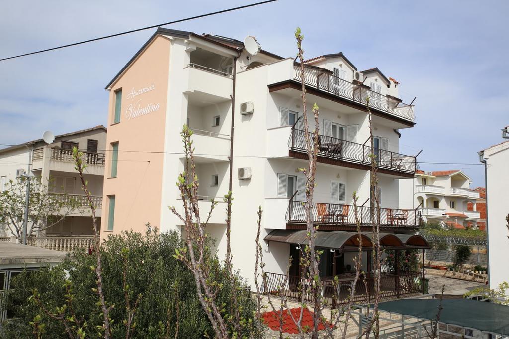 Apartments Valentino Vodice Exterior foto