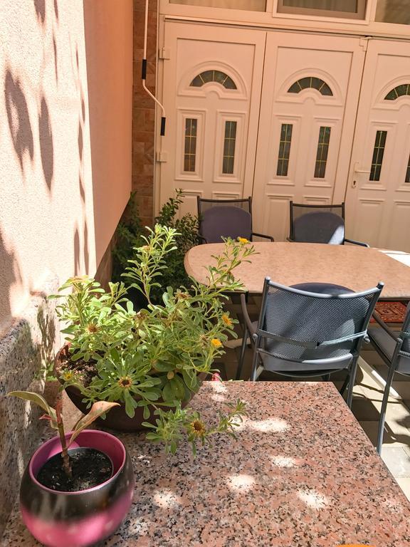 Apartments Valentino Vodice Exterior foto