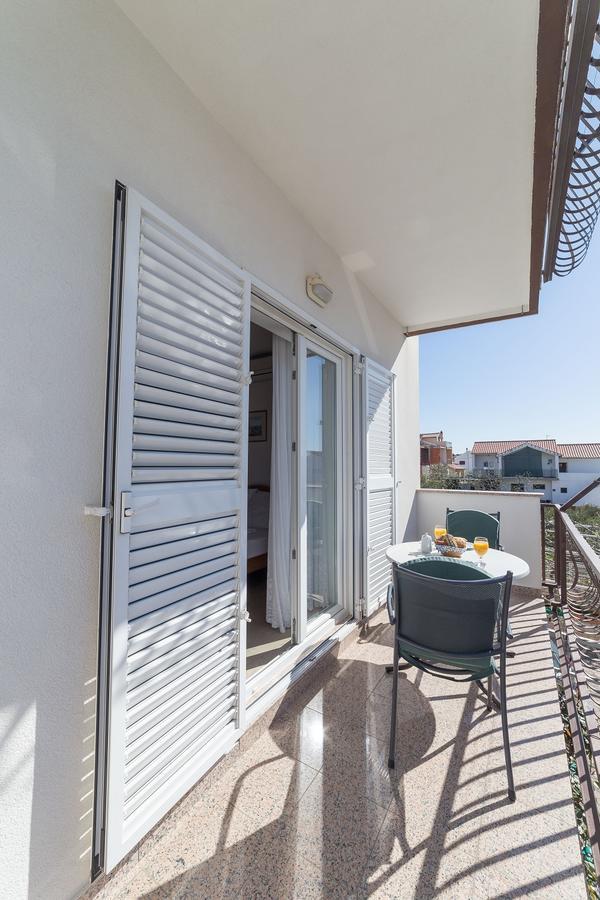 Apartments Valentino Vodice Exterior foto